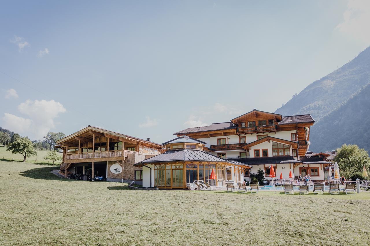 Feriendorf Ponyhof Fusch an der Grossglocknerstrasse Eksteriør billede